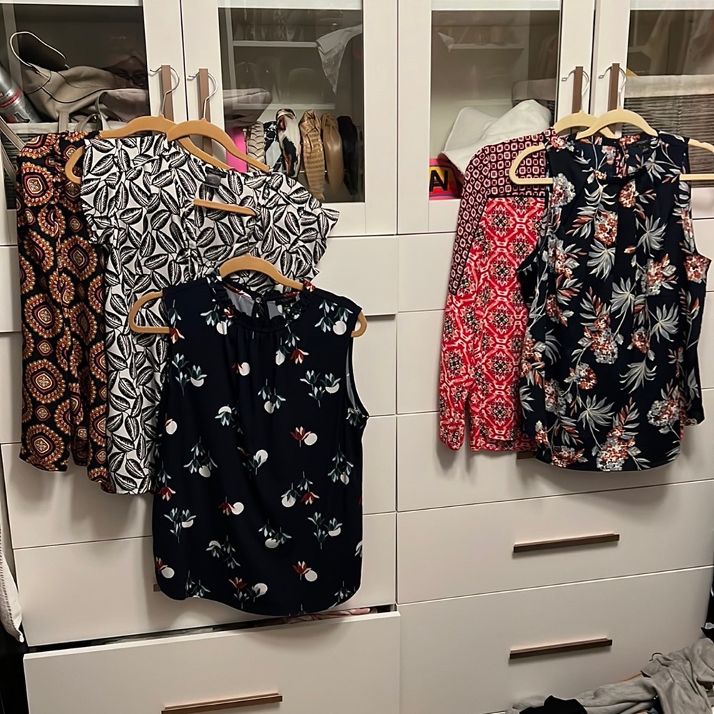 Lot of 5 Ann Taylor Factory and Loft Blouses M